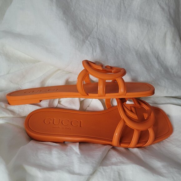 Gucci Interlocking G Slide Sandals - Picture 3 of 14